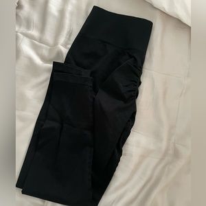 SHEIN butt scrunch leggings Xl full length